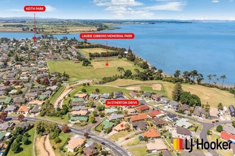 Photo of property in 54 Etherton Drive, Weymouth, Auckland, 2103