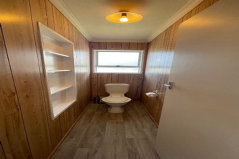 Photo of property in 39 Tongariro Street, Castlecliff, Whanganui, 4501