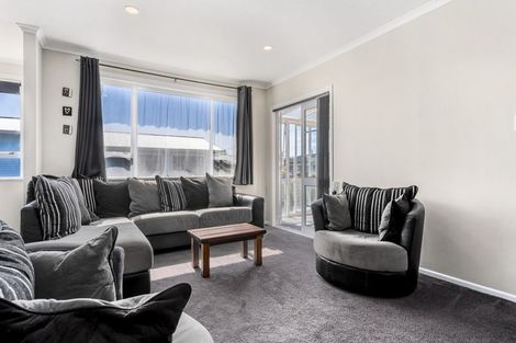 Photo of property in 8 Surrey Street, Stratford, 4332