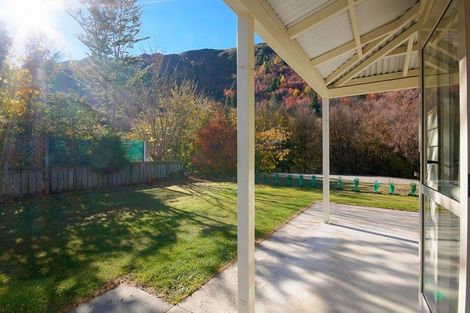 Photo of property in 25b Nairn Street, Arrowtown, 9302