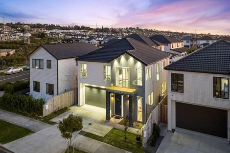 Photo of property in 68 Castlebane Drive, Flat Bush, Auckland, 2019