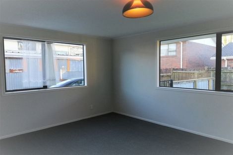 Photo of property in 2/25 Harris Road, Mount Wellington, Auckland, 1051