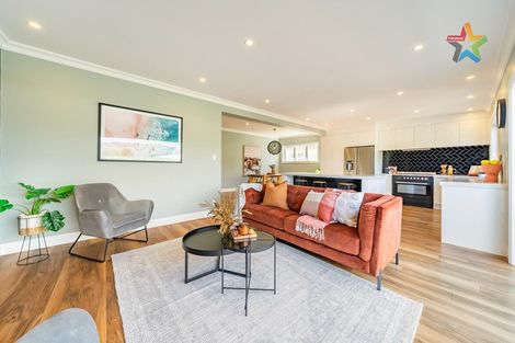 Photo of property in 42 Kensington Avenue, Petone, Lower Hutt, 5012