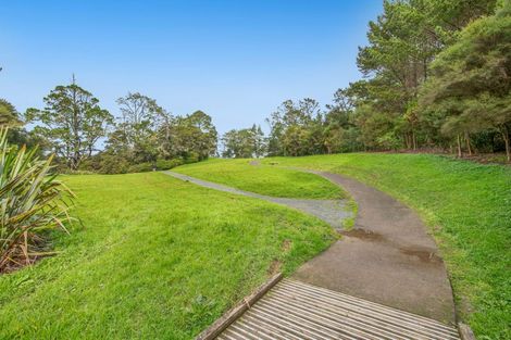 Photo of property in 19 Benita Place, Sunnyvale, Auckland, 0612