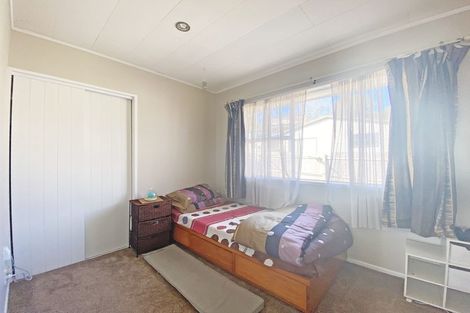 Photo of property in 1/2 Chevis Place, Pakuranga, Auckland, 2010