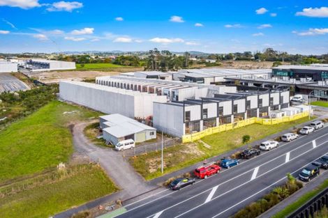 Photo of property in 11 Northside Drive, Waikiwi, Invercargill, 9810