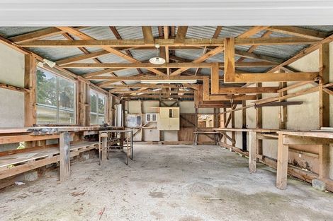 Photo of property in 1252 Devon Road, Sentry Hill, New Plymouth, 4373