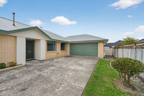 Photo of property in 42 Brooklyn Heights Drive, Kelvin Grove, Palmerston North, 4414