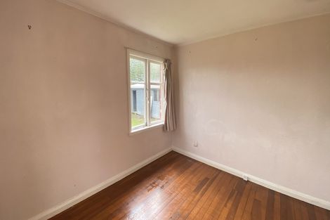 Photo of property in 103 Bolton Street, Blockhouse Bay, Auckland, 0600