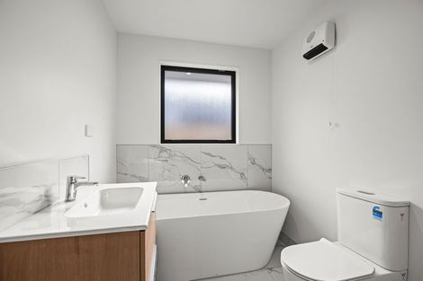 Photo of property in 77 Bill Harvey Drive, Halswell, 8025