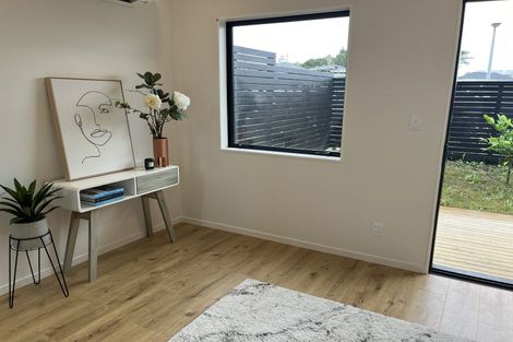 Photo of property in 10 Balthazar Road, Kumeu, 0810