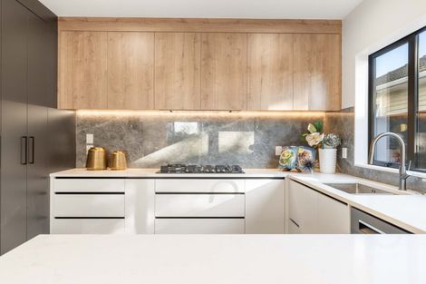 Photo of property in 71a Matipo Road, Te Atatu Peninsula, Auckland, 0610