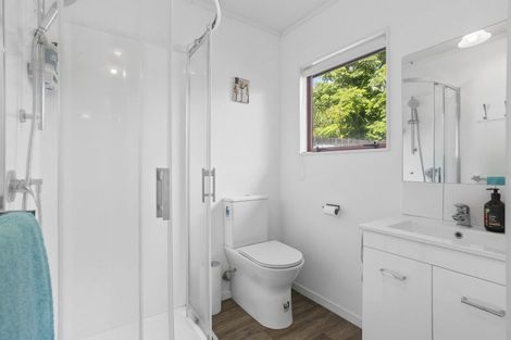 Photo of property in 106 Whitby Place, Whangamata, 3620