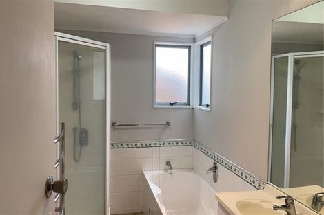 Photo of property in 114 Racecourse Road, Waiuku, 2123