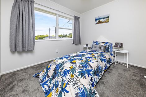 Photo of property in 16 Lyncroft Street, Mangere East, Auckland, 2024