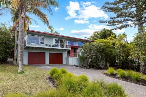 Photo of property in 23 Coromandel Crescent, Mairangi Bay, Auckland, 0630