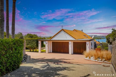 Photo of property in 86a Wiseley Road, West Harbour, Auckland, 0618