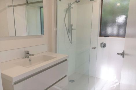 Photo of property in 87-87a Freyberg Street, Lyall Bay, Wellington, 6022