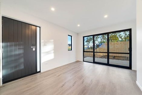 Photo of property in 137a Mahia Road, Wattle Downs, Auckland, 2103