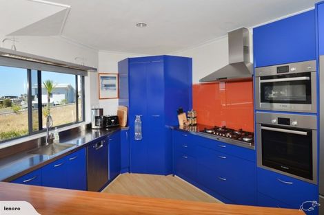 Photo of property in 8 Kihi Place, Ruakaka, 0116