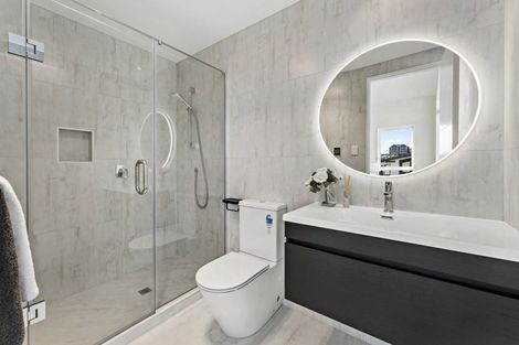 Photo of property in 6 Cara Avenue, Kumeu, 0810