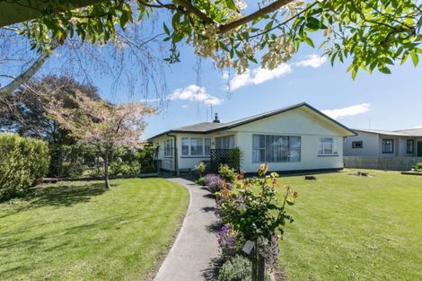 Photo of property in 6 Oxford Street, Taradale, Napier, 4112