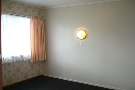 Photo of property in 2/7 Chapel Street, Papakura, 2110