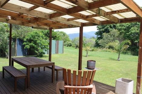 Photo of property in 15 Feary Crescent, Takaka, 7110