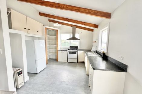 Photo of property in 1/84 Lynwood Road, New Lynn, Auckland, 0600