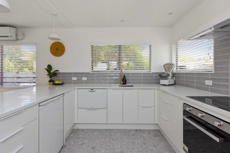 Photo of property in 5/2 Bill Ashcroft Grove, Havelock North, 4130