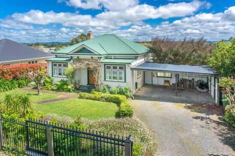 Photo of property in 106 Forest Lake Road, Forest Lake, Hamilton, 3200