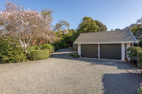 Photo of property in 11 Merlincote Crescent, Governors Bay, Lyttelton, 8971