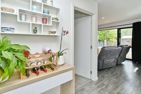 Photo of property in 69a Douglas Road, Amberley, 7410