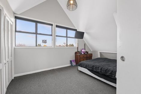 Photo of property in 16 Douglas Street, Hawera, 4610