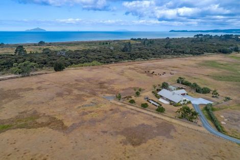 Photo of property in 93 Uretiti Road, Waipu, 0582