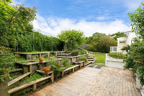 Photo of property in 52 Totara Road, Miramar, Wellington, 6022