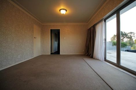 Photo of property in 1/11 Troon Place, Papatoetoe, Auckland, 2025