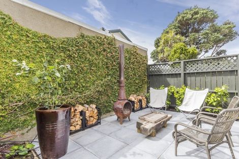 Photo of property in 45 Burnham Street, Seatoun, Wellington, 6022