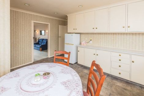 Photo of property in 4/5 Saint Leonard Street, Saint Johns Hill, Whanganui, 4501