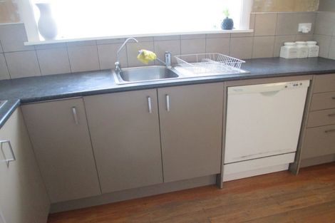 Photo of property in 19 Bartholomew Road, Levin, 5510