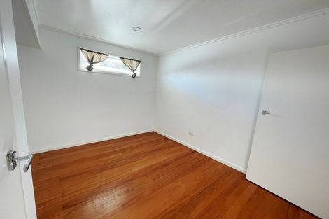 Photo of property in 1/10 Walter Street, Hauraki, Auckland, 0622