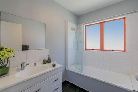 Photo of property in 4/51 Archers Road, Hillcrest, Auckland, 0629