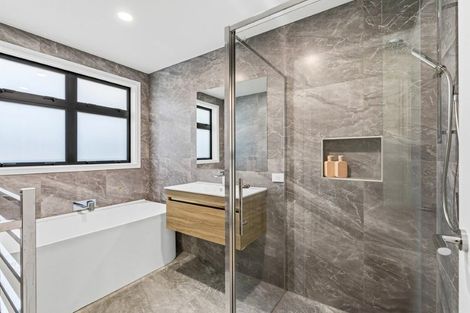 Photo of property in 32 Lockerbie Street, Morrinsville, 3300