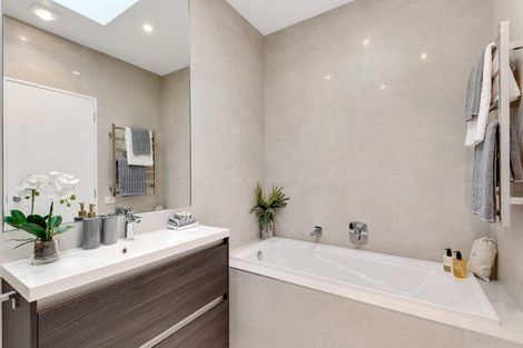 Photo of property in 12 Owen Chapman Drive, Red Beach, 0932