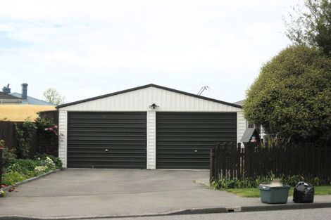 Photo of property in 80 Akaroa Street, Kaiapoi, 7630