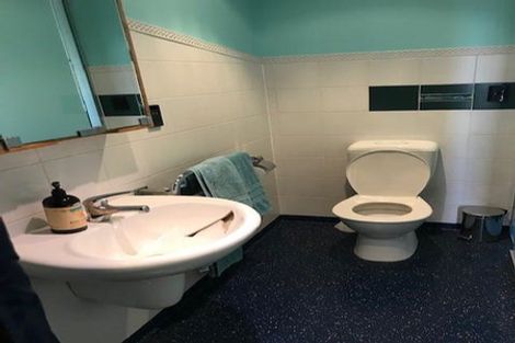 Photo of property in Qba Apartments, 4r/51 Webb Street, Mount Cook, Wellington, 6011