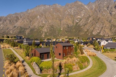 Photo of property in 47 Jacks Point Rise, Jacks Point, Queenstown, 9371