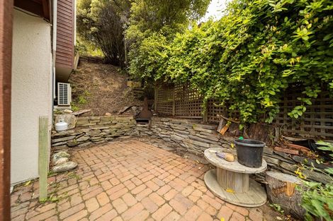 Photo of property in 221b Fernhill Road, Sunshine Bay, Queenstown, 9300