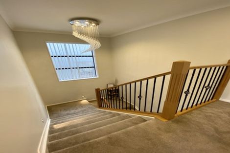 Photo of property in 32 Goodfellow Lane, Flat Bush, Auckland, 2019