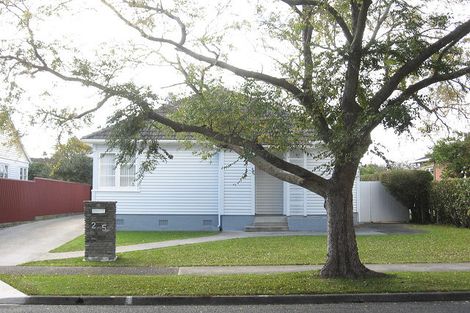 Photo of property in 25 Pilcher Crescent, Naenae, Lower Hutt, 5011